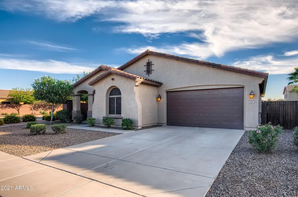 563 W Reeves Ave, San Tan Valley, AZ 85140