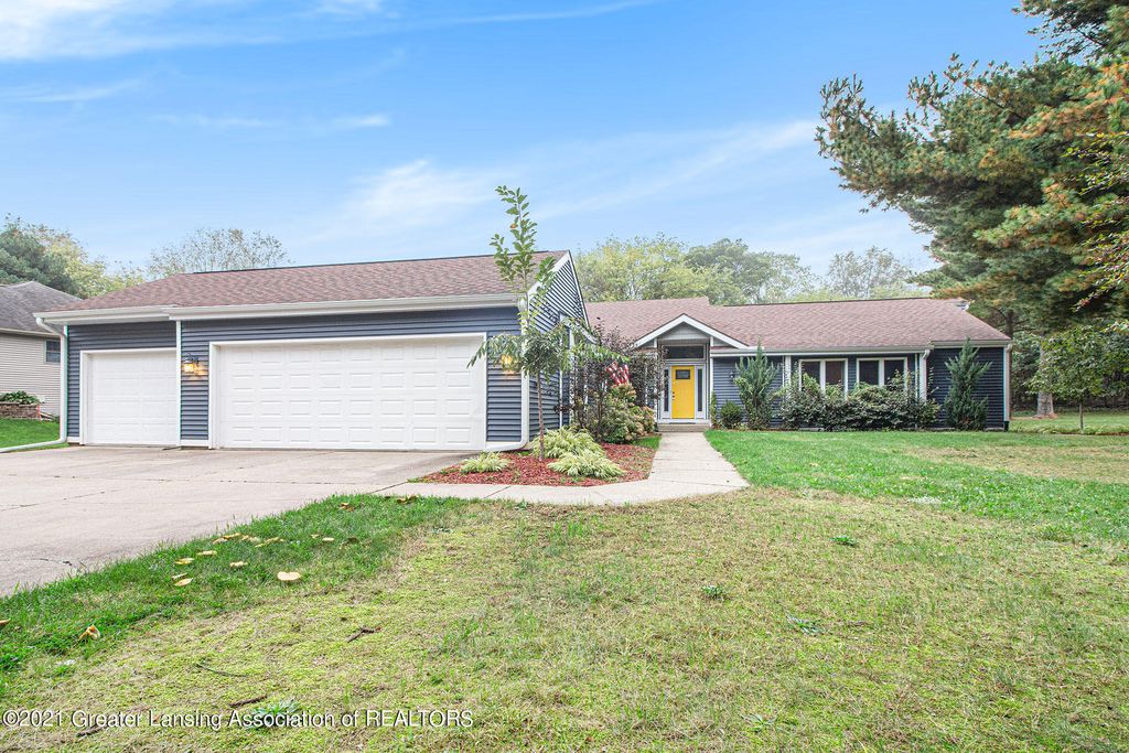 1201 Okeefe Rd, Marshall, MI 49068