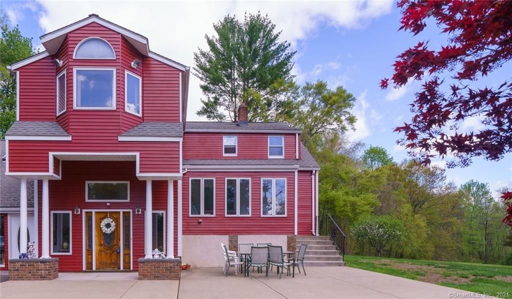 421 West Ln, Berlin, CT 06037