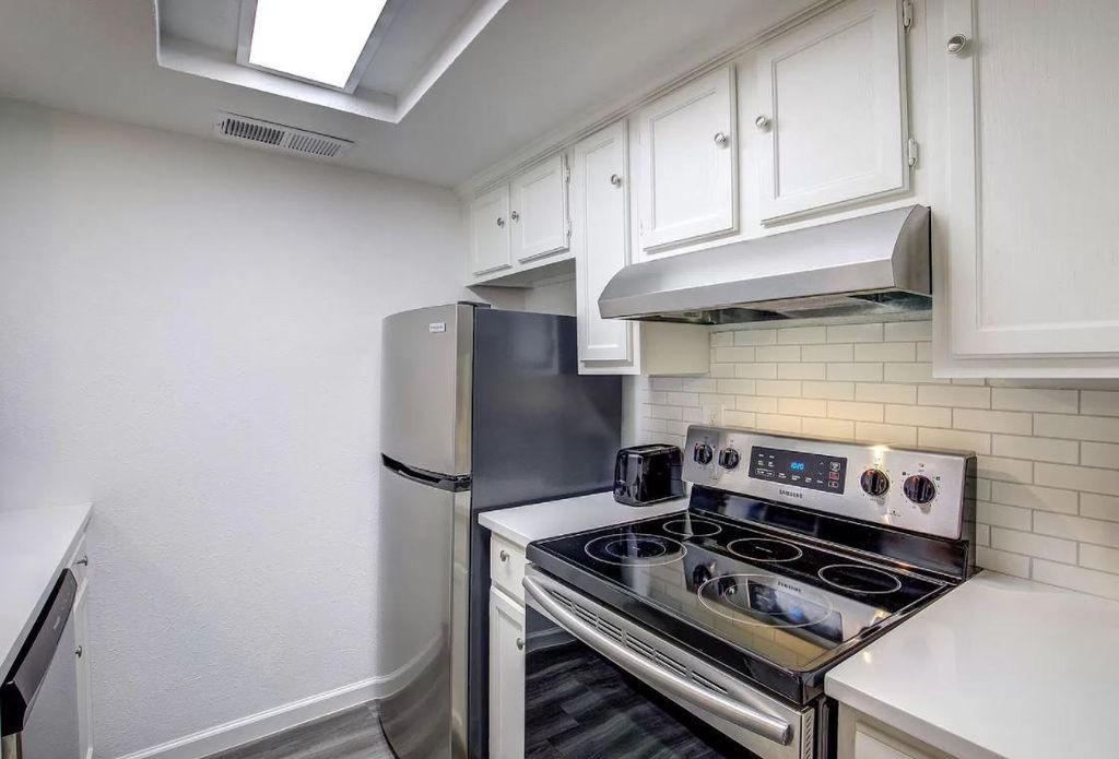 12802 Midway Rd #1005, Dallas, TX 75244