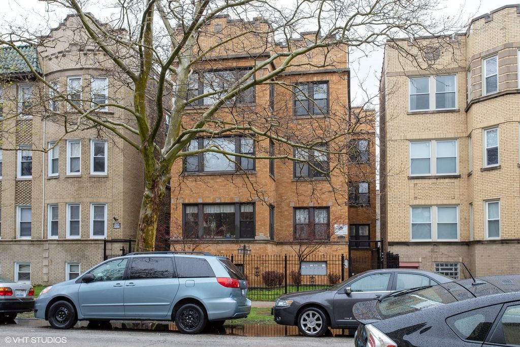 2218 W Thome Ave #3N, Chicago, IL 60659