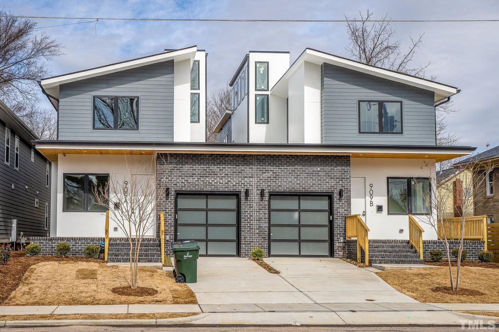 909 E Martin St #B, Raleigh, NC 27601