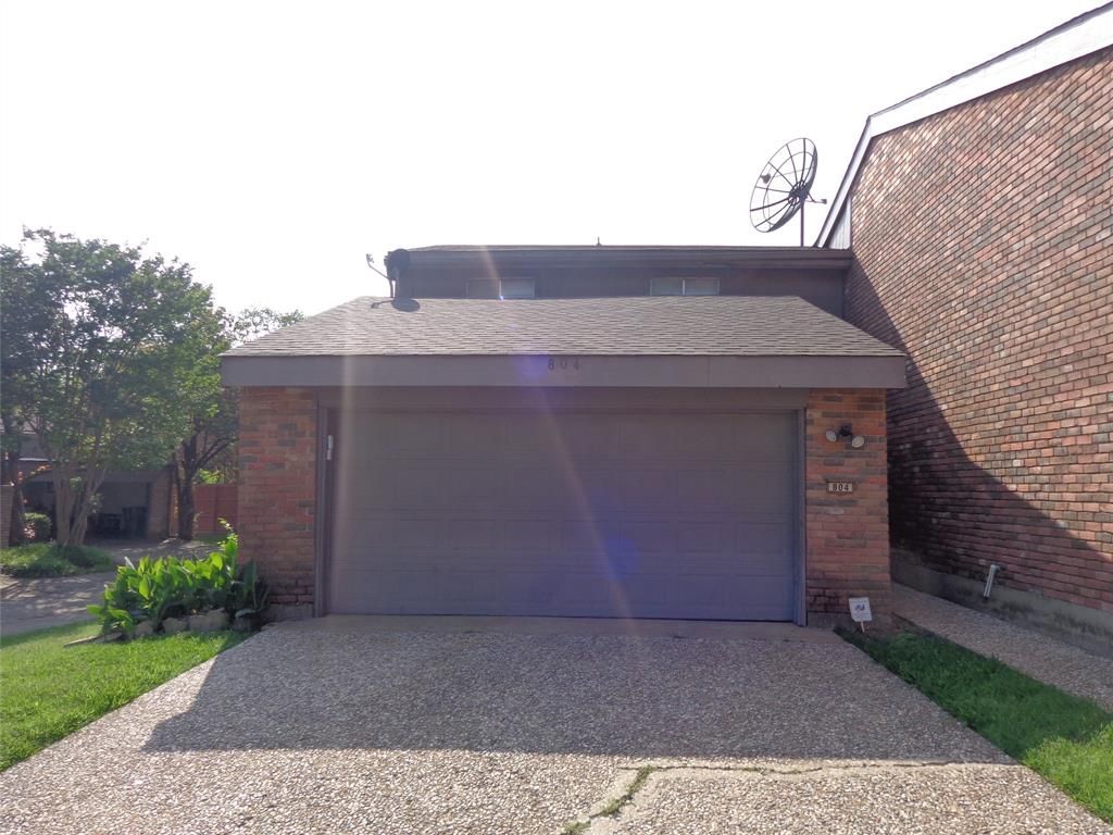 804 Clarissa Pl, Garland, TX 75040