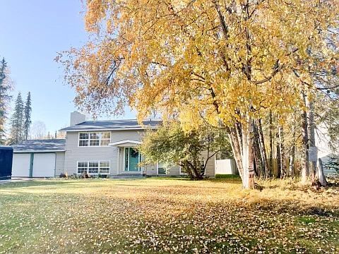 605 Maple Dr, Kenai, AK 99611