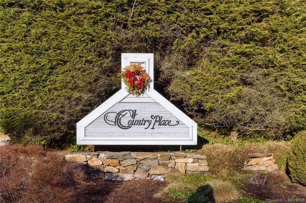 13 Country Pl #13, Shelton, CT 06484