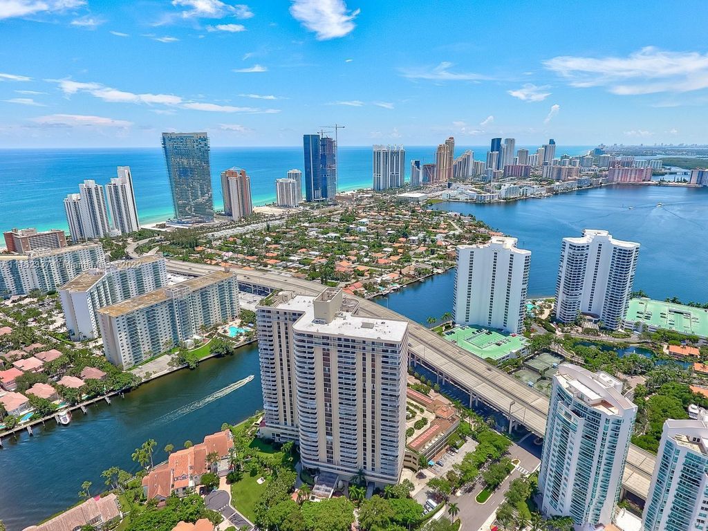 19355 Turnberry Way #11L, Aventura, FL 33180