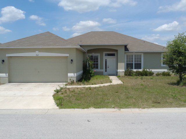 762 Wildflower Rd, Davenport, FL 33837