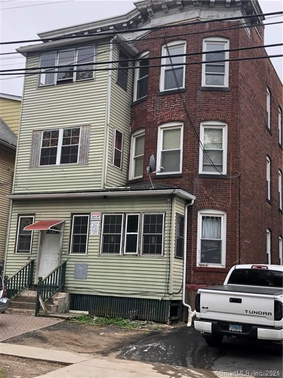25 Elliott St E, Hartford, CT 06114