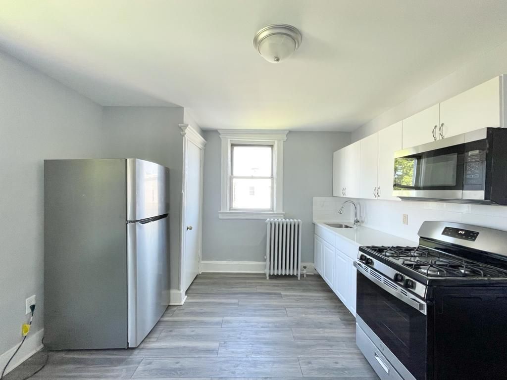 103 Grant Ave #3R, Jersey City, NJ 07305