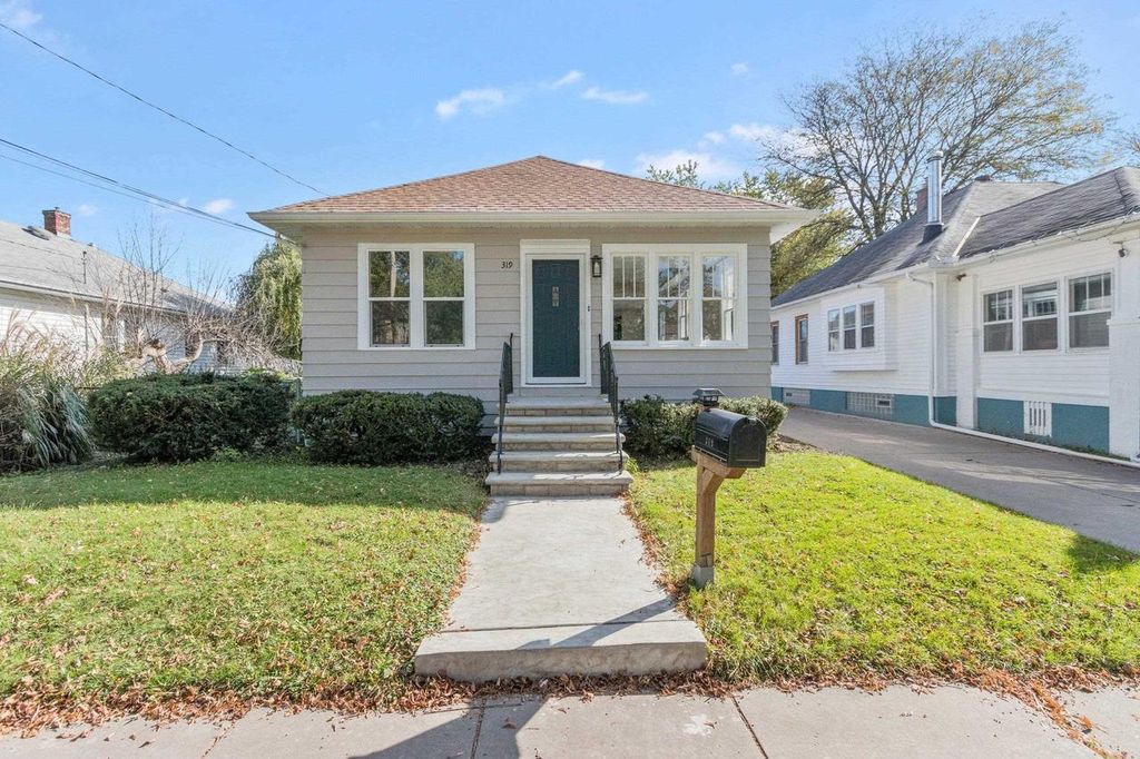 319 13th Ave, Green Bay, WI 54303