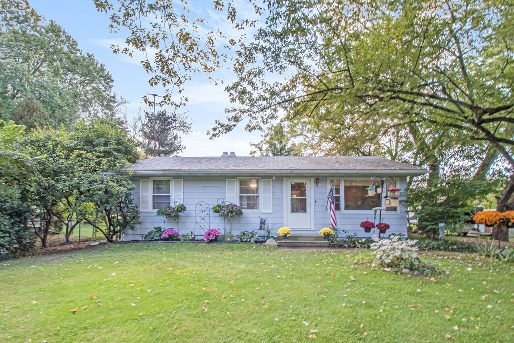122 Maplehurst Blvd, Battle Creek, MI 49017