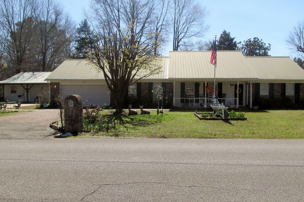 219 Orange St, Bolivar, TN 38008 Trulia