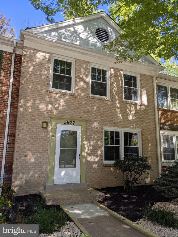 5927 Grand Banks Rd, Columbia, MD 21044
