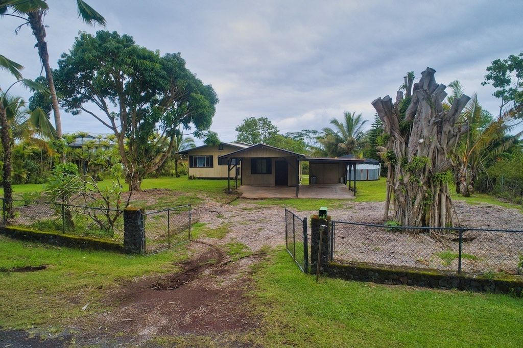 15-2037 5th Ave, Keaau, HI 96749