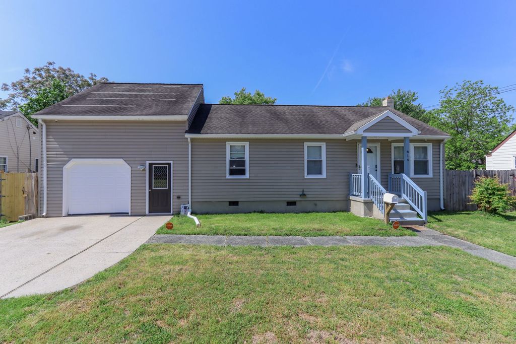 614 Sedgefield Dr, Newport News, VA 23605