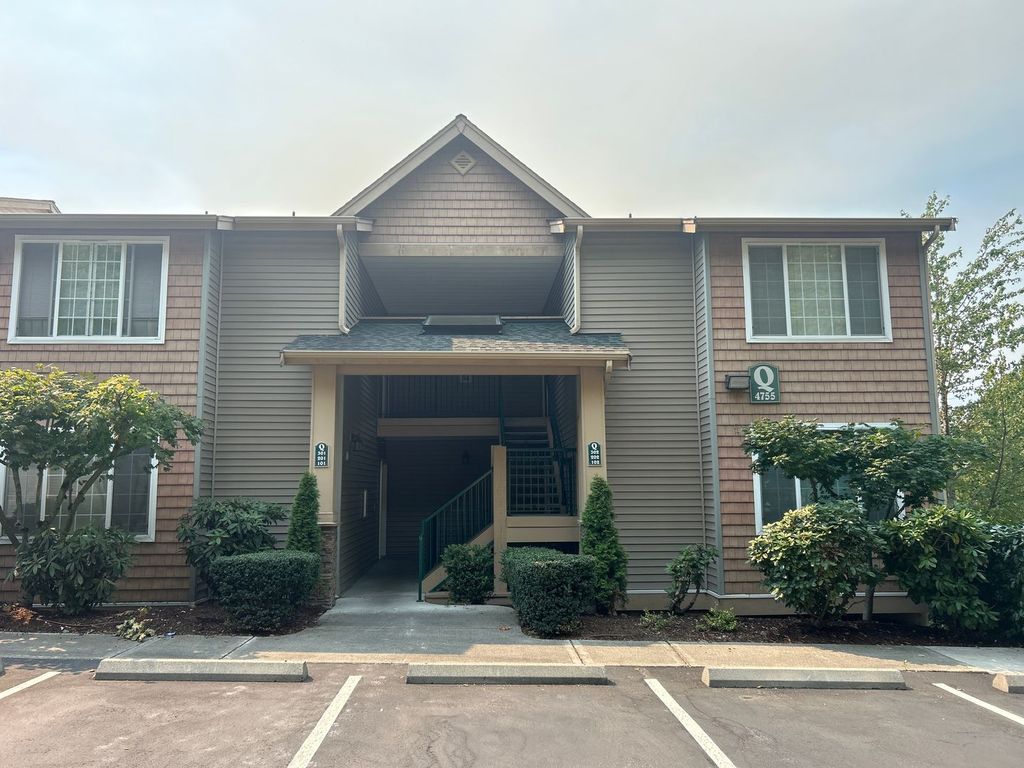 4755 Morris Ave  S #Q302, Renton, WA 98055