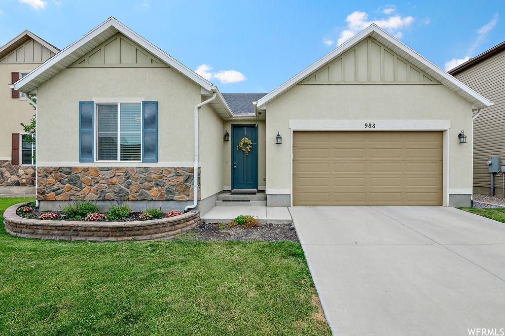 988 N Skipton Dr W, North Salt Lake, UT 84054