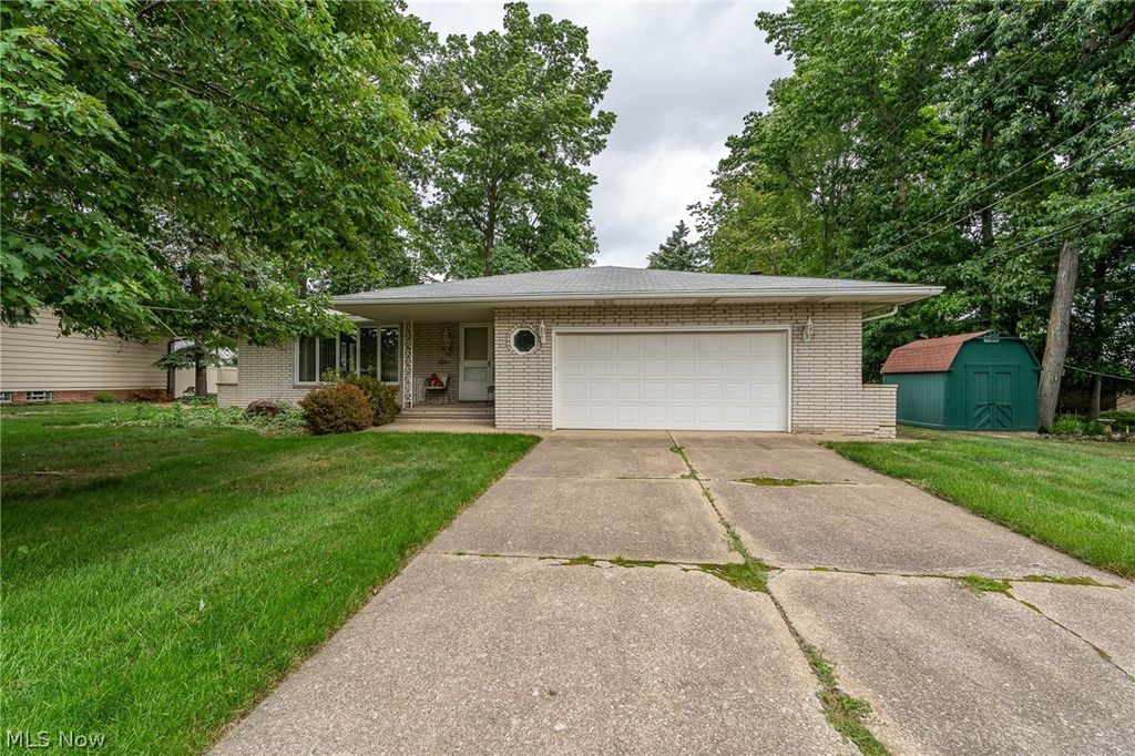 4017 Steven Dr, Seven Hills, OH 44131 Trulia