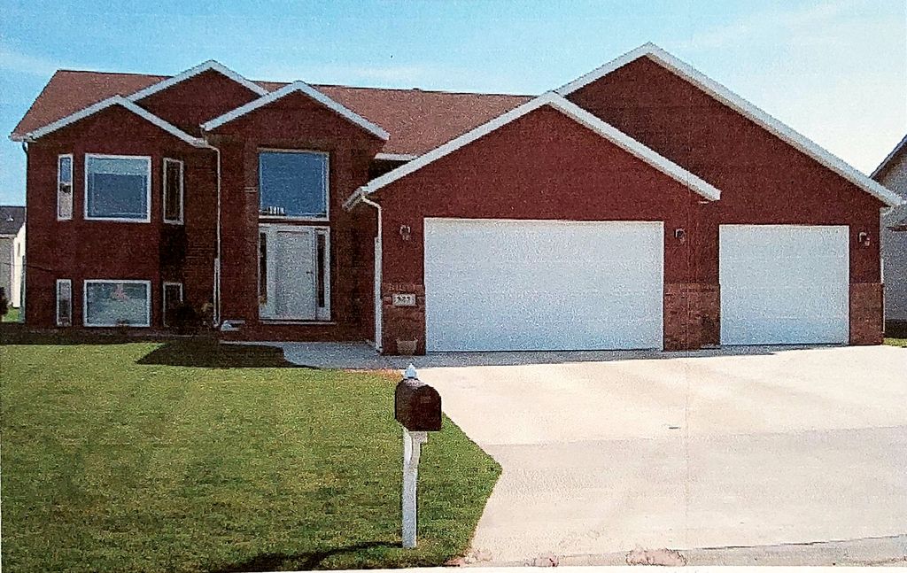 807 5th Ave NE, Dilworth, MN 56529 Trulia