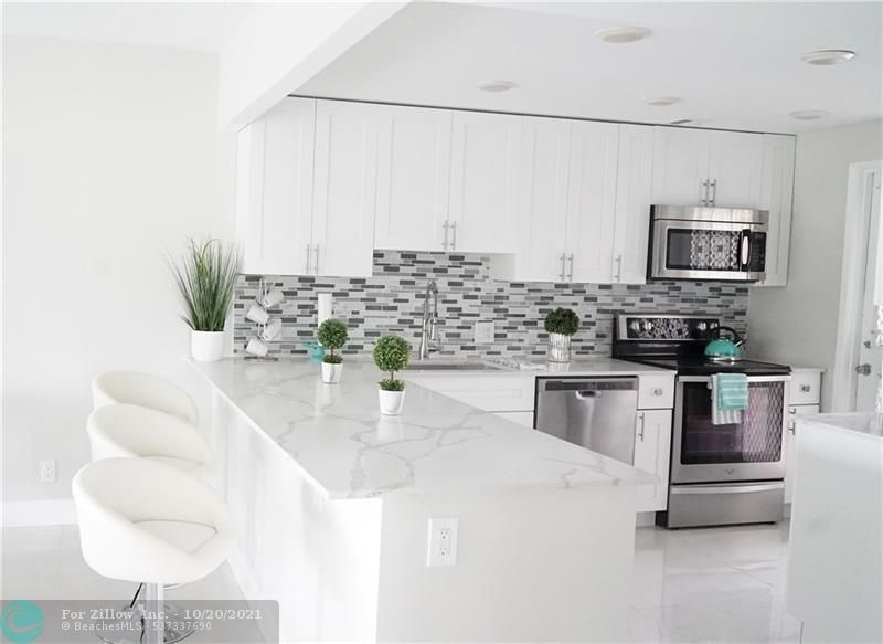 3200 N Palm Aire Dr #610, Pompano Beach, FL 33069