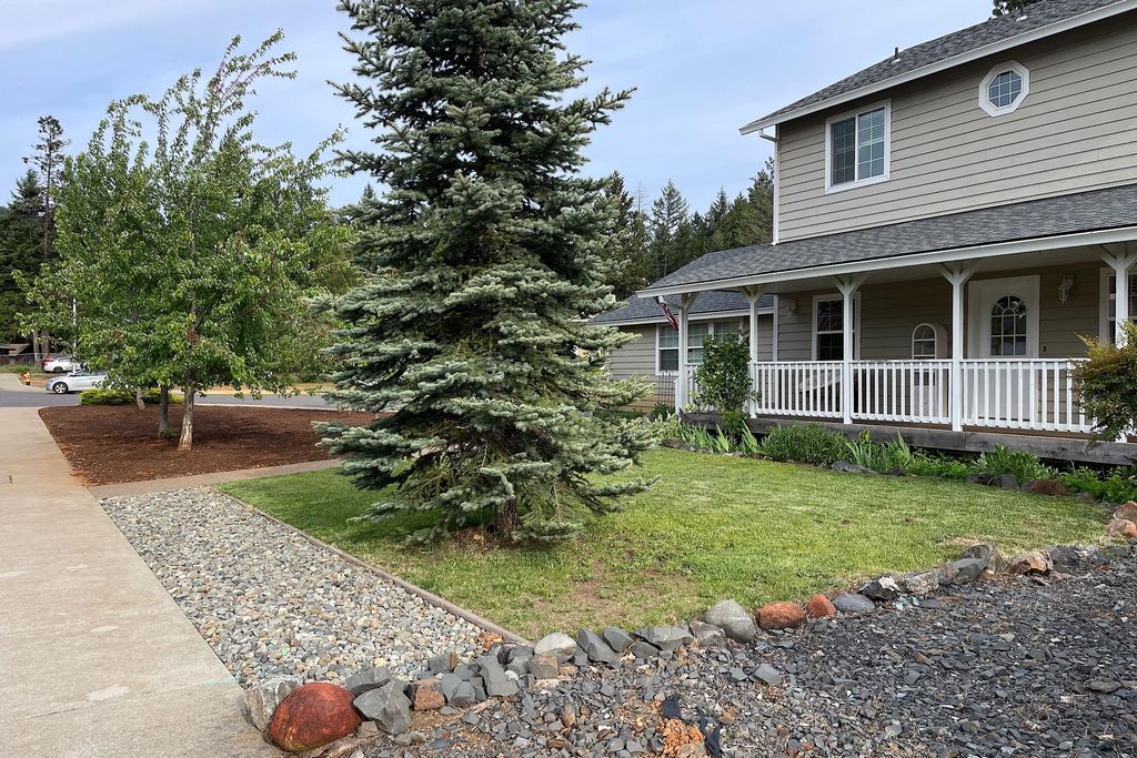 106 Woodcock Ct, Cave Junction, OR 97523 Trulia