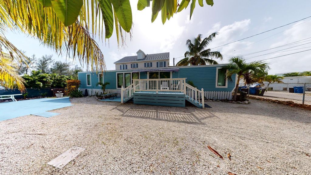 186 2nd Ct, Key Largo, FL 33037