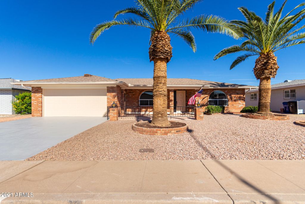4206 E Capri Ave, Mesa, AZ 85206