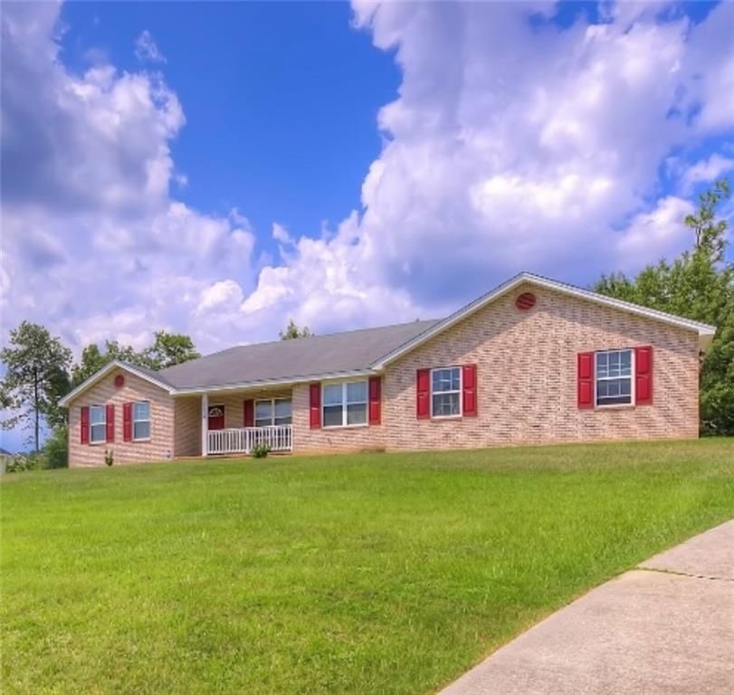 1542 Pine Ridge Dr E, Hephzibah, GA 30815