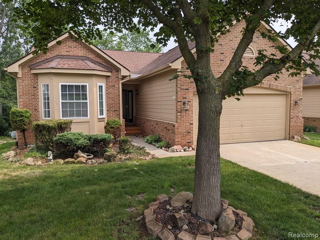 30764 Tanglewood Dr, Novi, MI 48377 MLS 20230052622 Trulia