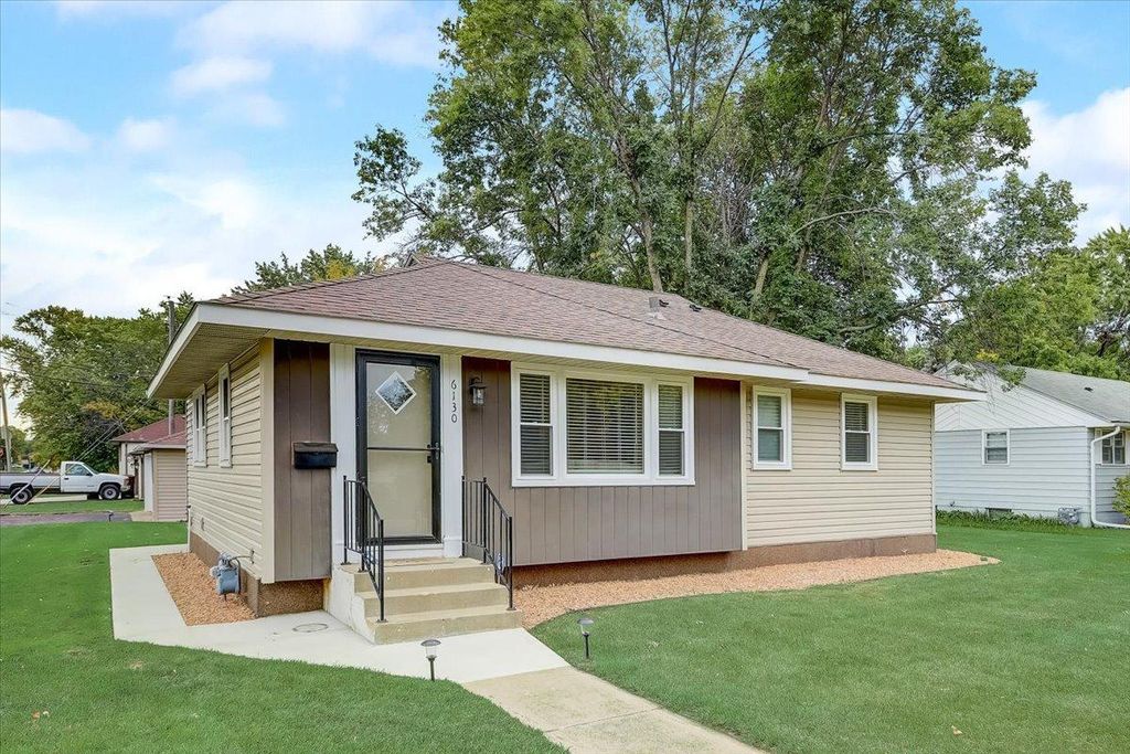 6130 Emerson Ave N, Brooklyn Center, MN 55430