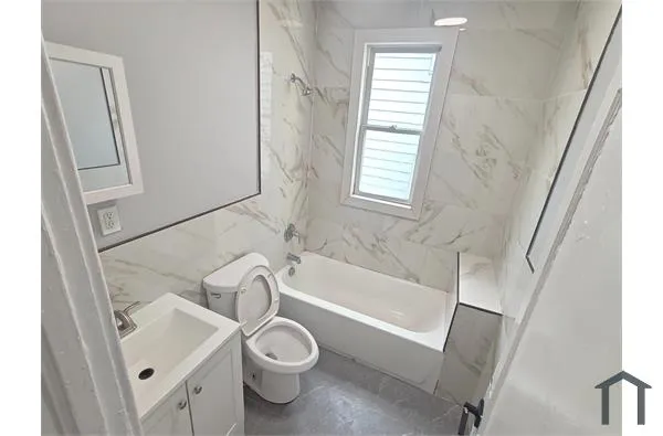 47 Eckert Ave #2 — photo 7 of 8