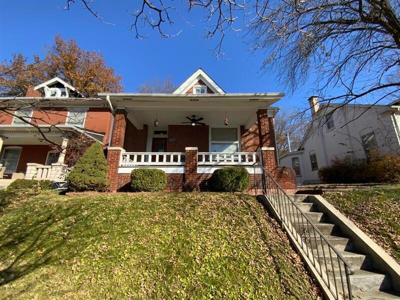 116 N Douglas Ave, Belleville, IL 62220 Trulia