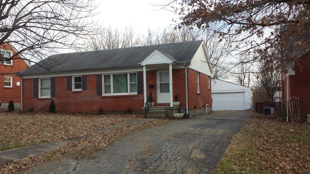 138 Saint Ann Dr, Lexington, KY 40502