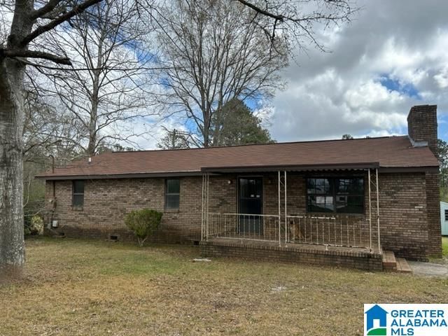 111 Hickory Ln, Goodwater, AL 35072