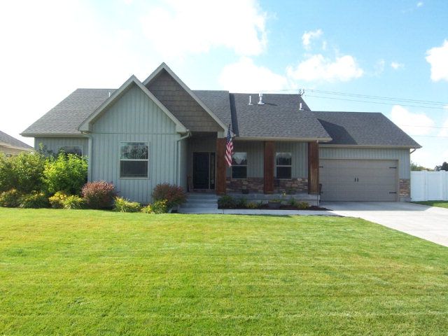 3760 Steeplechase Ln, Idaho Falls, ID 83402