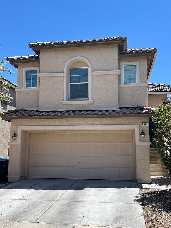 8708 Painted Horseshoe St, Las Vegas, NV 89131