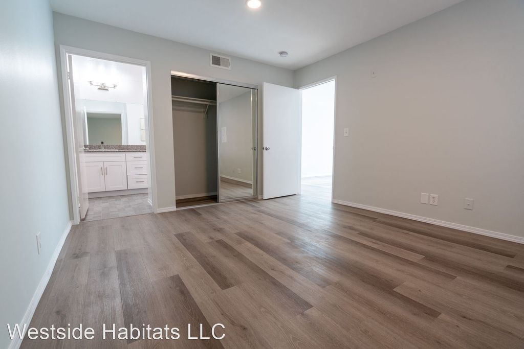 314 S Manhattan Pl, Los Angeles, CA 90020
