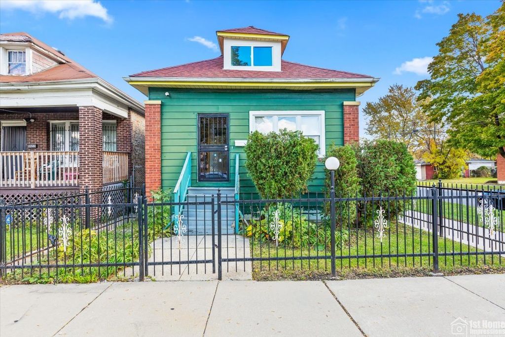 8857 S Emerald Ave, Chicago, IL 60620