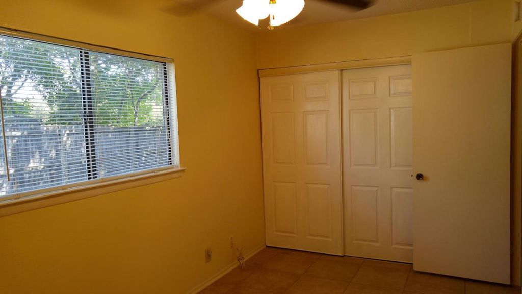 6776 Spring Front Dr, San Antonio, TX 78249