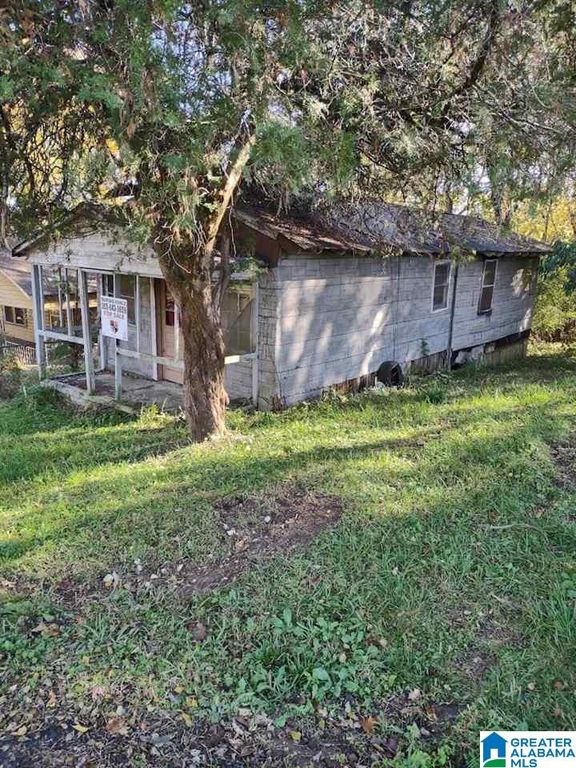 2113 Lane Ave, Tarrant, AL 35217