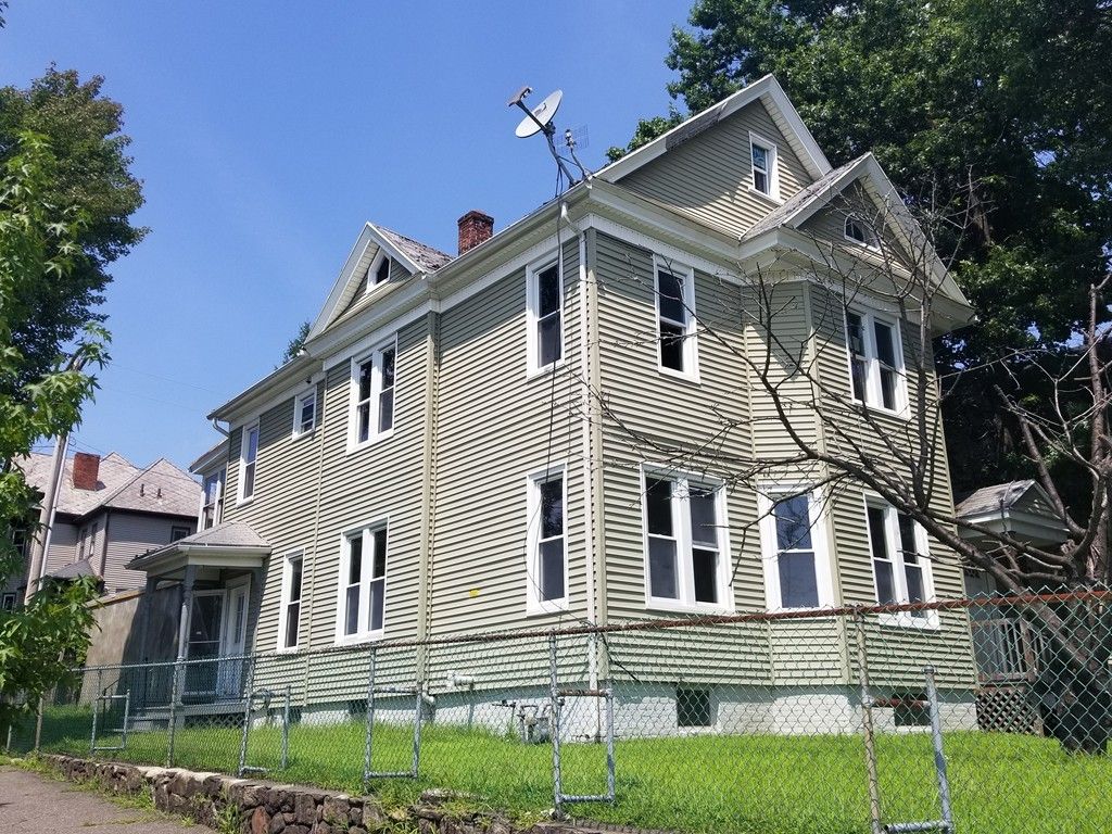 237 Elm St, Holyoke, MA 01040 Trulia