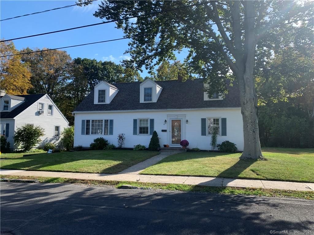 92 General Patton Dr, Naugatuck, CT 06770