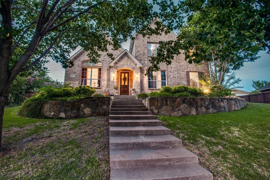 6310 Fitzgerald Ct, Garland, TX 75044