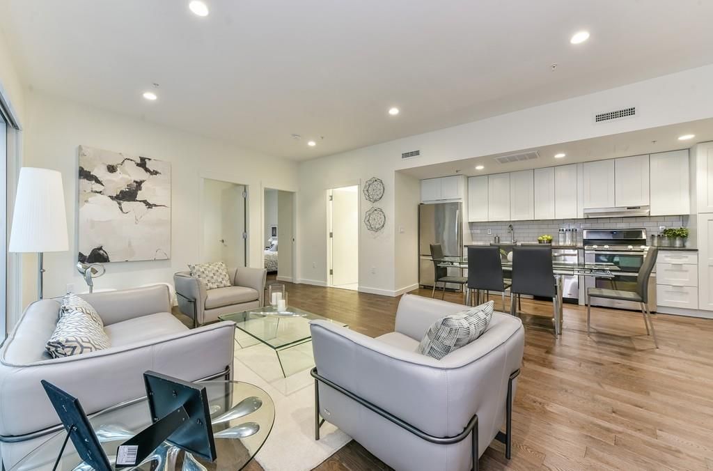 126 Salem St #6, Boston, MA 02113