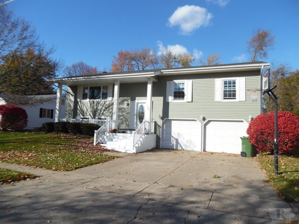 704 Randall Ln, Burlington, IA 52601 Trulia