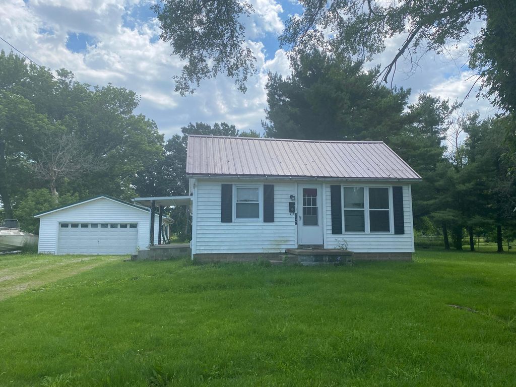 237 Railroad St, Cardington, OH 43315