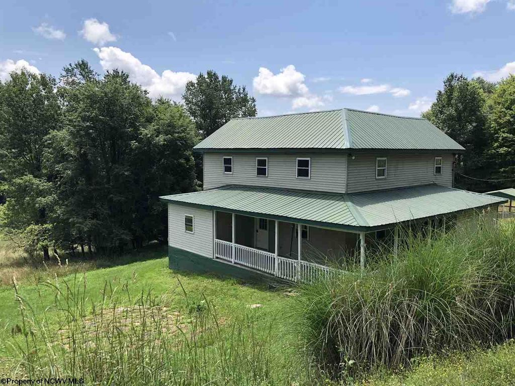 5524 Aurora Pike, Terra Alta, WV 3 Bed, 1 Bath SingleFamily Home