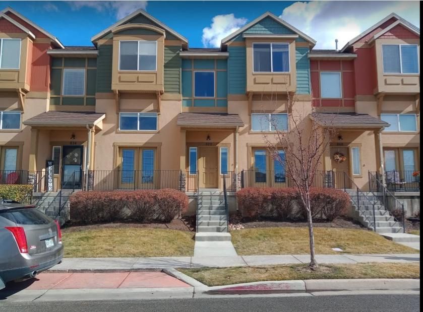 872 Shepard Creek Pkwy, Farmington, UT 84025 2 Bed, 2.5 Bath