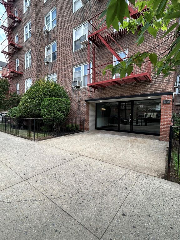 33 05 90 Street 4K Jackson Heights - 260e6961163d49deb0e44adcd1d0ec1d Full