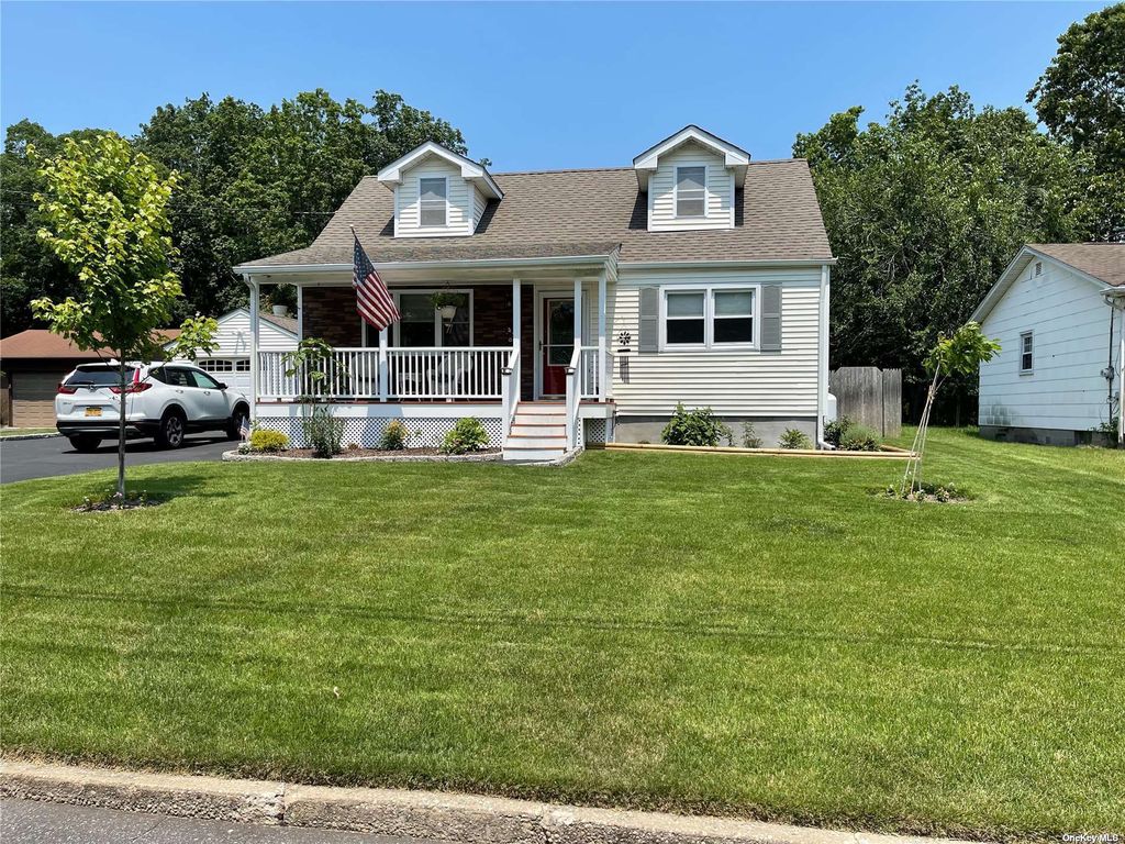 7 Lilly Court, Moriches, NY 11955 Trulia